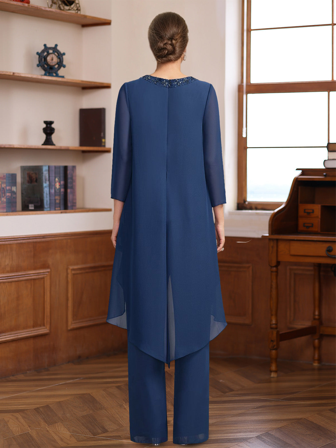 2 Pieces Scoop 3/4 Sleeves Floor-Length Mother of the Bride Pantsuits with Sequins & Beads