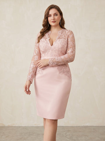 Sheath/Column V-Neck Plus Size Mother of the Bride Dresses with Lace Long Sleeves Knee-Length