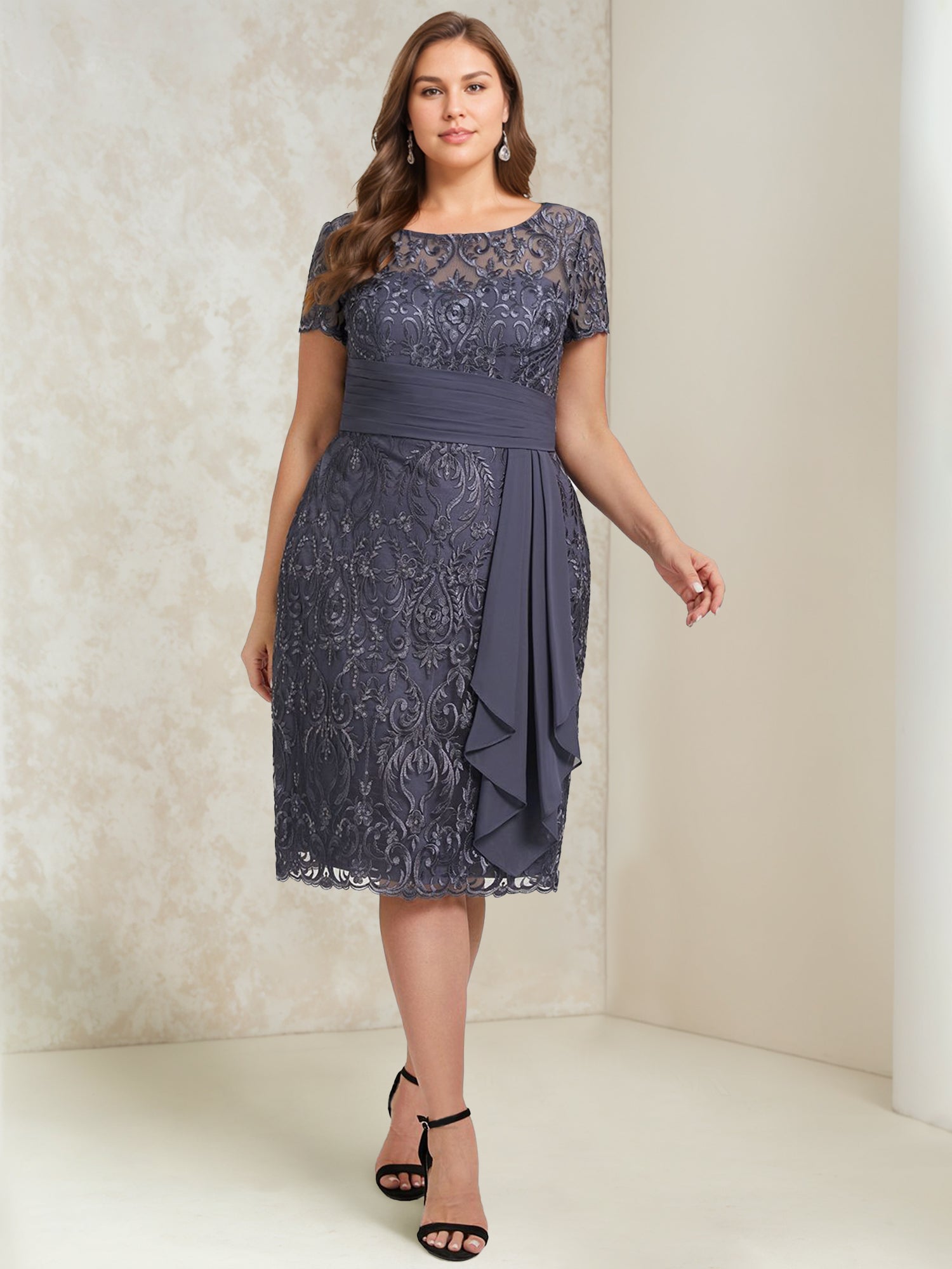 Sheath/Column Scoop Chiffon Plus Size Mother of the Bride Dresses with Wrap/Jacket Lace