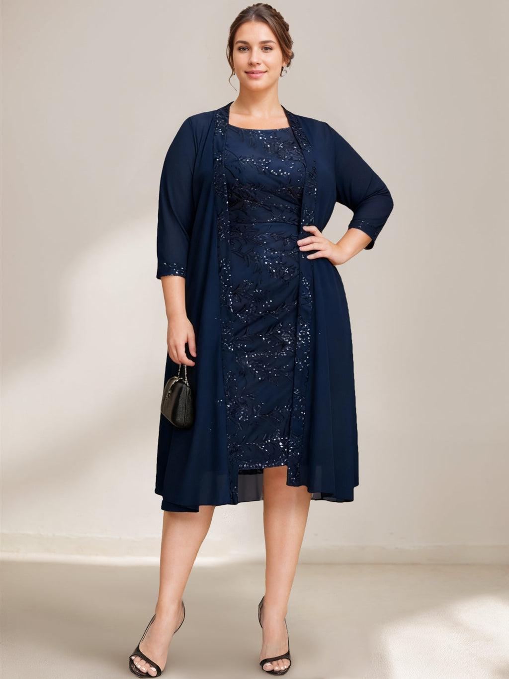 Sheath/Column Scoop Chiffon Plus Size Mother of the Bride Dresses Sequins Lace with Wrap/Jacket