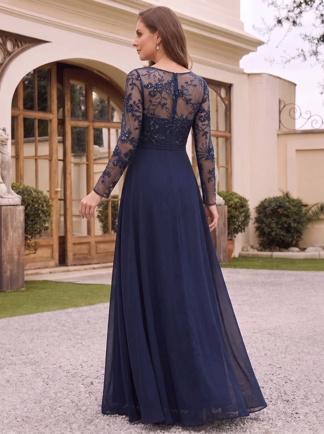 A-Line/Princess Scoop Lace Sequins Mother of the Bride Dresses Illusion