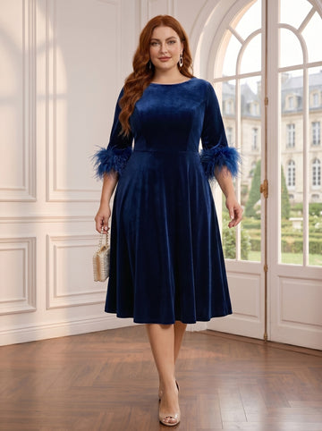 A-Line/Princess Scoop Velvet Plus Size Mother of the Bride Dresses Half Sleeves Feather-trimmed