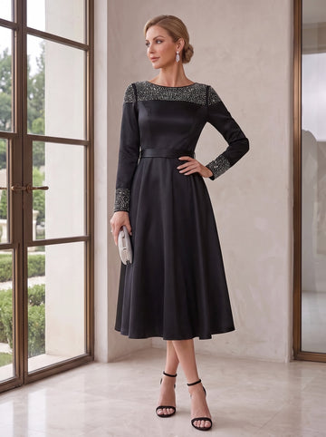 A-Line/Princess Long Sleeves Jewel Neck Mother of the Bride Dresses with Beading Tea-Length