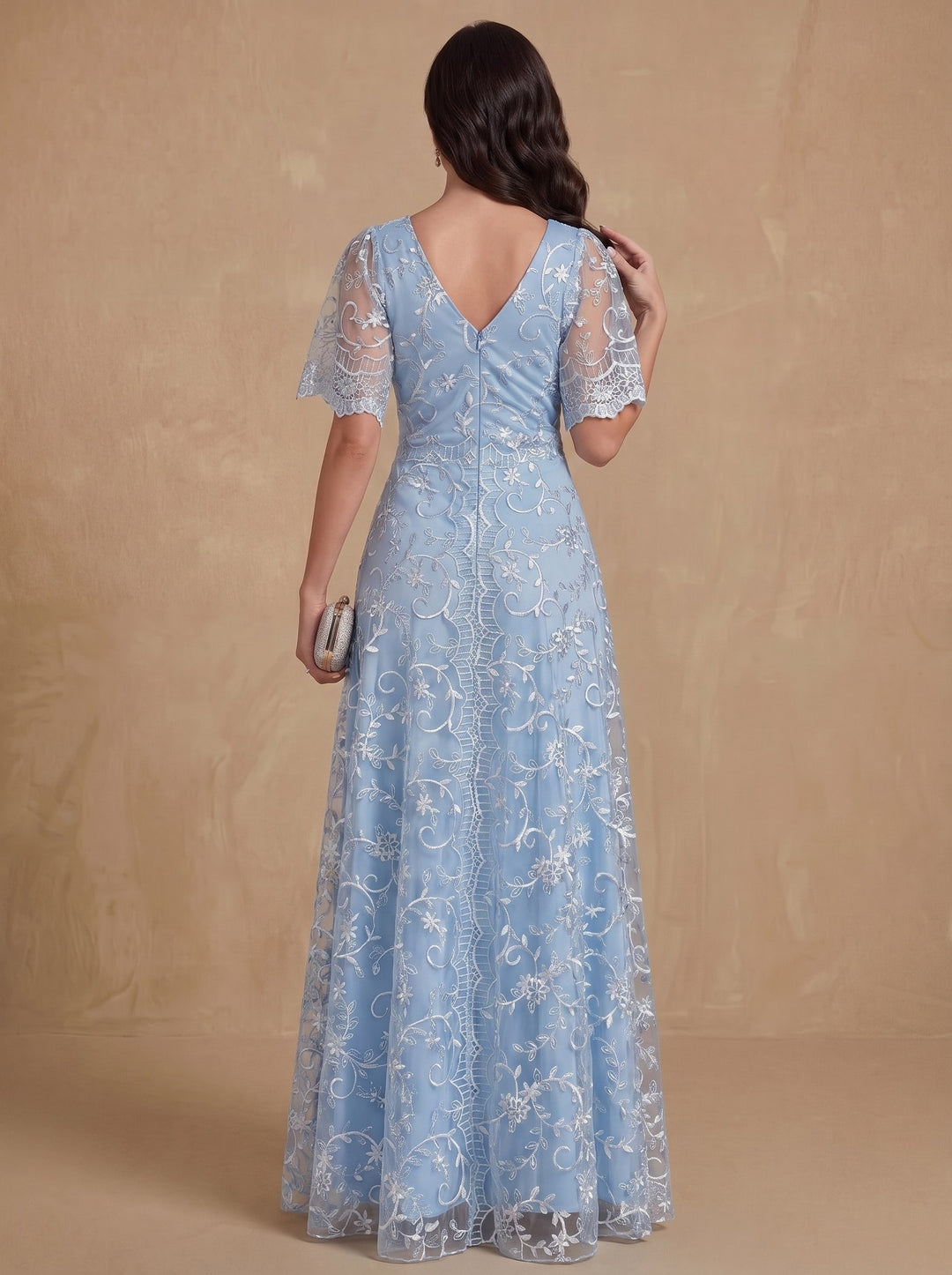 A-Line/Princess Lace V-Neck Mother of the Bride Dresses Short Sleeves Floor-Length