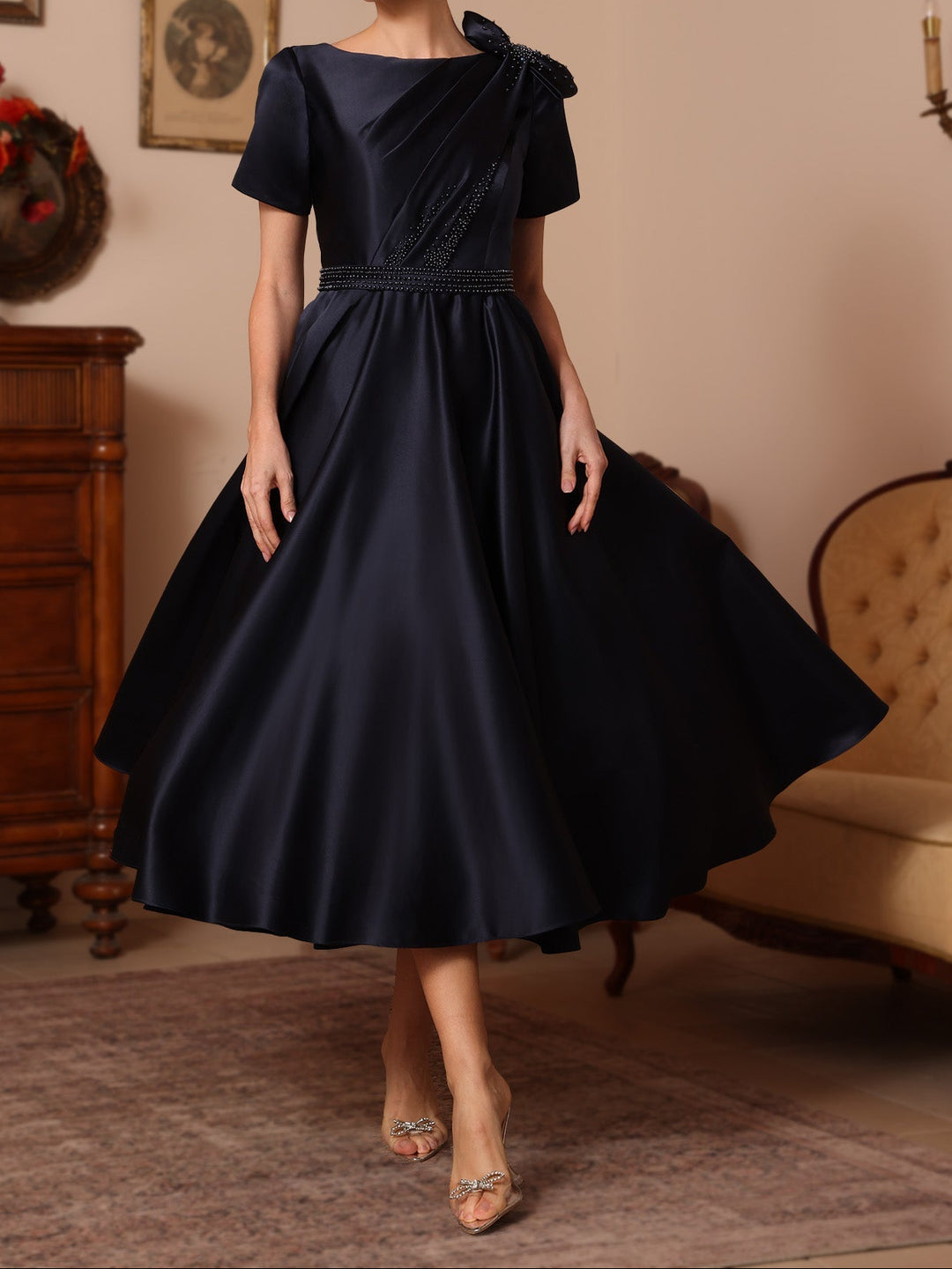 A-Line/Princess Scoop Satin Mother of the Bride Dresses Tea-Length Short Sleeves Beading Bowknot