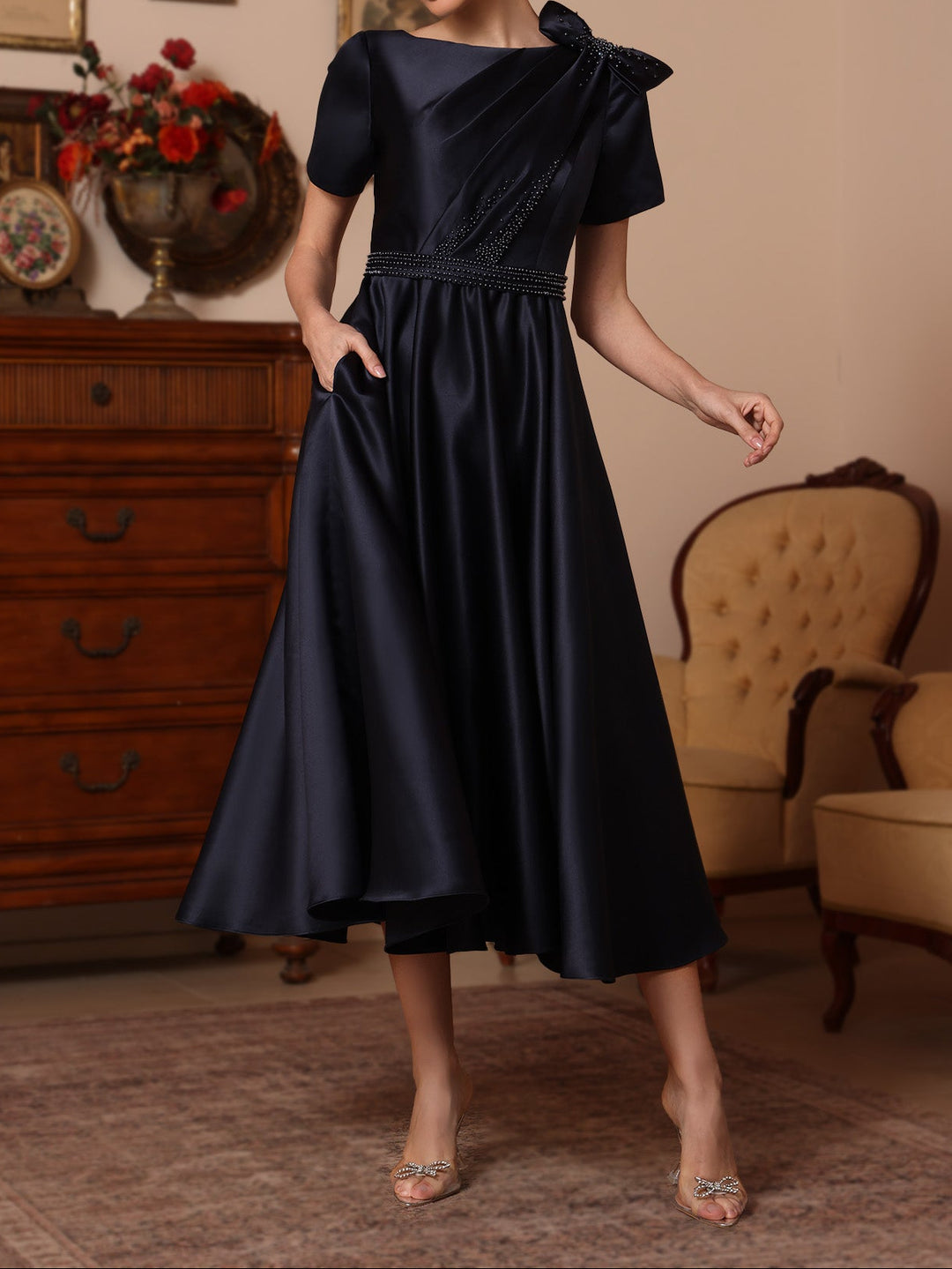 A-Line/Princess Scoop Satin Mother of the Bride Dresses Tea-Length Short Sleeves Beading Bowknot