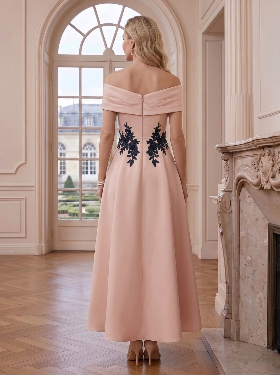 A-Line/Princess Off-the-shoulder Stretch Satin Mother of the Bride Dresses with Appliques Ankle-Length Sleeveless