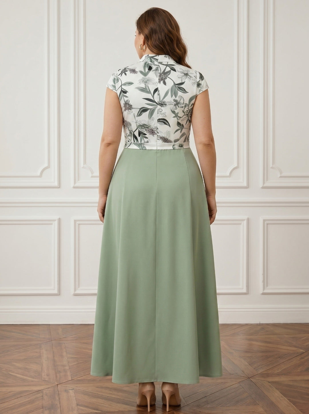A-Line/Princess V-Neck Satin Plus Size Mother of the Bride Dresses with Sash Short Sleeves Ankle-Length Floral
