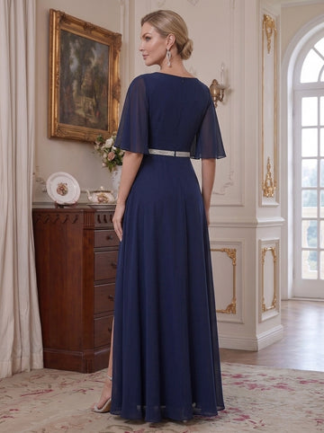 Sheath/Column V-Neck Chiffon Mother of the Bride Dresses with Split Side Floor-Length Sequins Short Sleeves