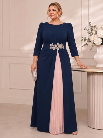 A-Line/Princess Scoop Stretch Satin Plus Size Mother of the Bride Dresses 3/4 Sleeves Floor-Length Pleated