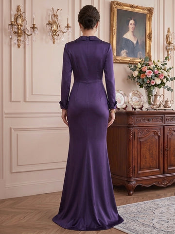 Trumpet/Mermaid V-Neck Satin Mother of The Bride Dresses with Split Side Long Sleeves Ruched Floor-Length