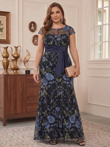 Trumpet/Mermaid Scoop Lace Floral Plus Size Mother of the Bride Dresses with Sash Short Sleeves Floor-Length