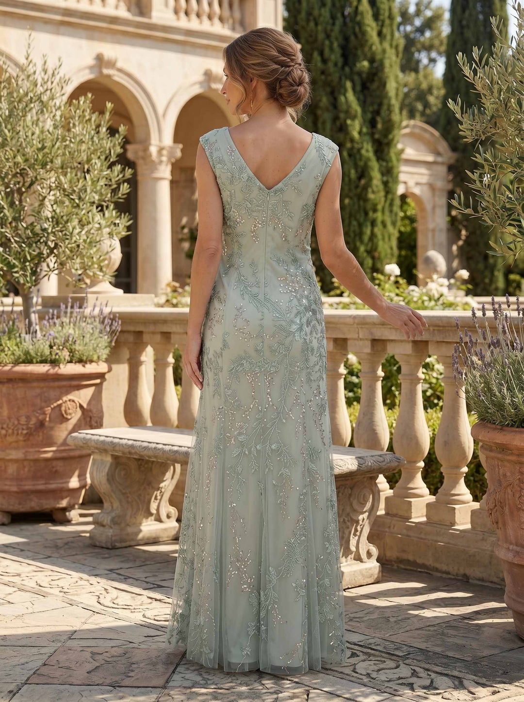 Sheath/Column V-Neck Sleeveless Chiffon Floor Length Mother of the Bride Dresses
