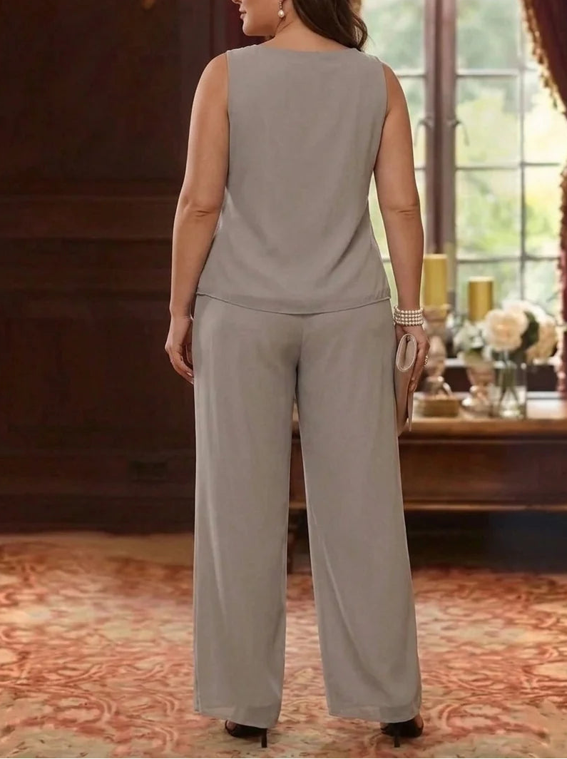 3 Pieces Scoop Chiffon Plus Size Mother of the Bride Pantsuits with Jacket 3/4 Sleeves Ankle-Length Lace Floral