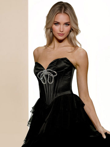 A-Line/Princess Black Prom Dress Basque Waist Tulle Sweetheart Sleeveless Floor-Length Prom Dresses With Decorated rhinestone bow
