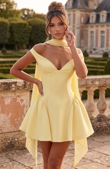 A-Line/Princess Satin Homecoming Dress V-Neck Ruffles Sleeveless Short/Mini with Chiffon Scarf