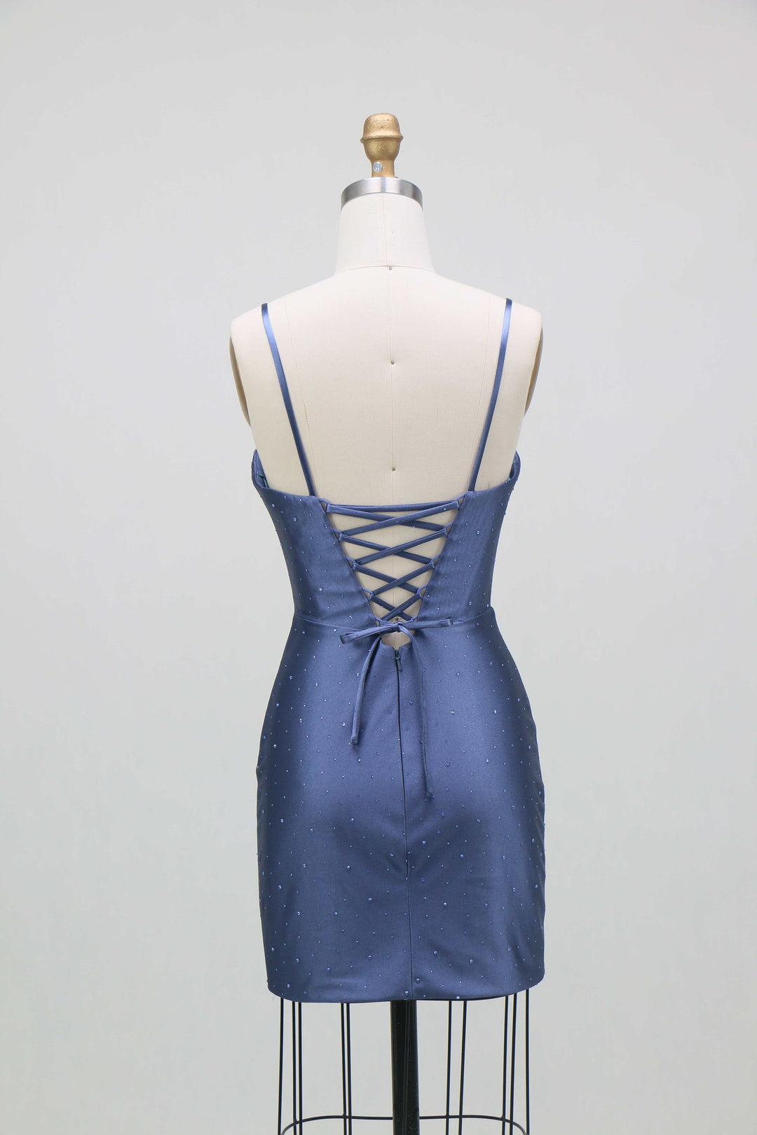 Sheath/Column Spaghetti Straps Sleeveless Short/Mini Homecoming Dresses with Sequins
