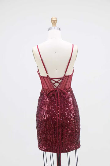 Sheath/Column Spaghetti Straps Sleeveless Short/Mini Homecoming Dresses with Sequins