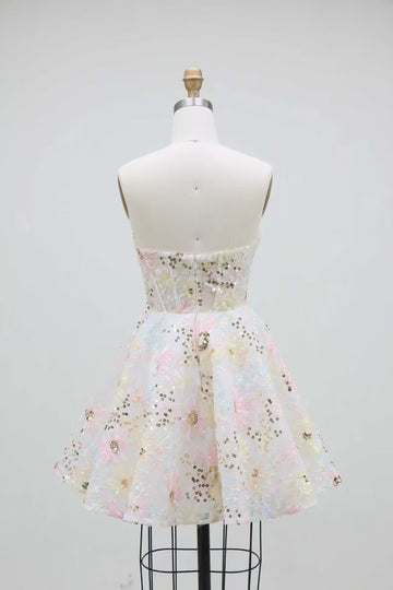 A-Line/Princess Strapless Lace Homecoming Dresses Short/Mini Sleeveless Floral With Sequins