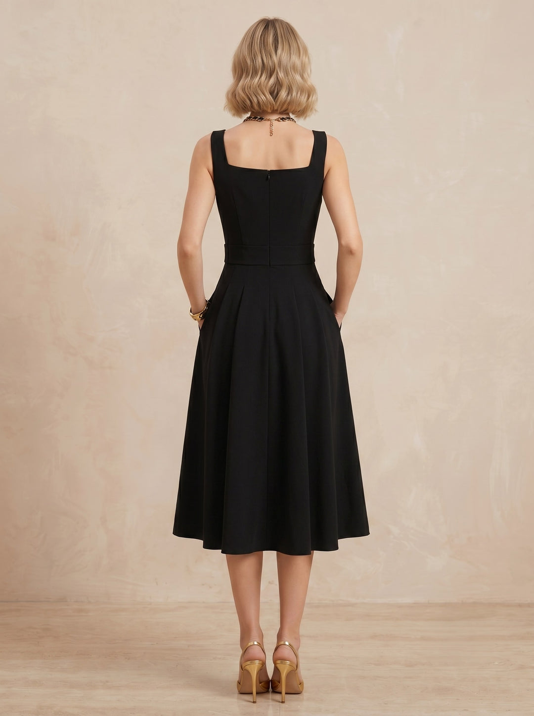 A-Line/Princess Cocktail Dresses Square Collar Stretch Satin Sleeveless Black Buckle Notched Dresses