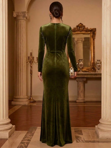 2 Pieces Sheath/Column Scoop Velvet Evening Dresses Floor-Length Long Sleeves Formal Dresses With Draped Satin Scarf