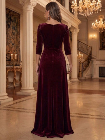 A-Line/Princess V-Neck Velvet Evening Dresses Floor-Length 3/4 Sleeves Formal Dresses With Pearls & Split Side