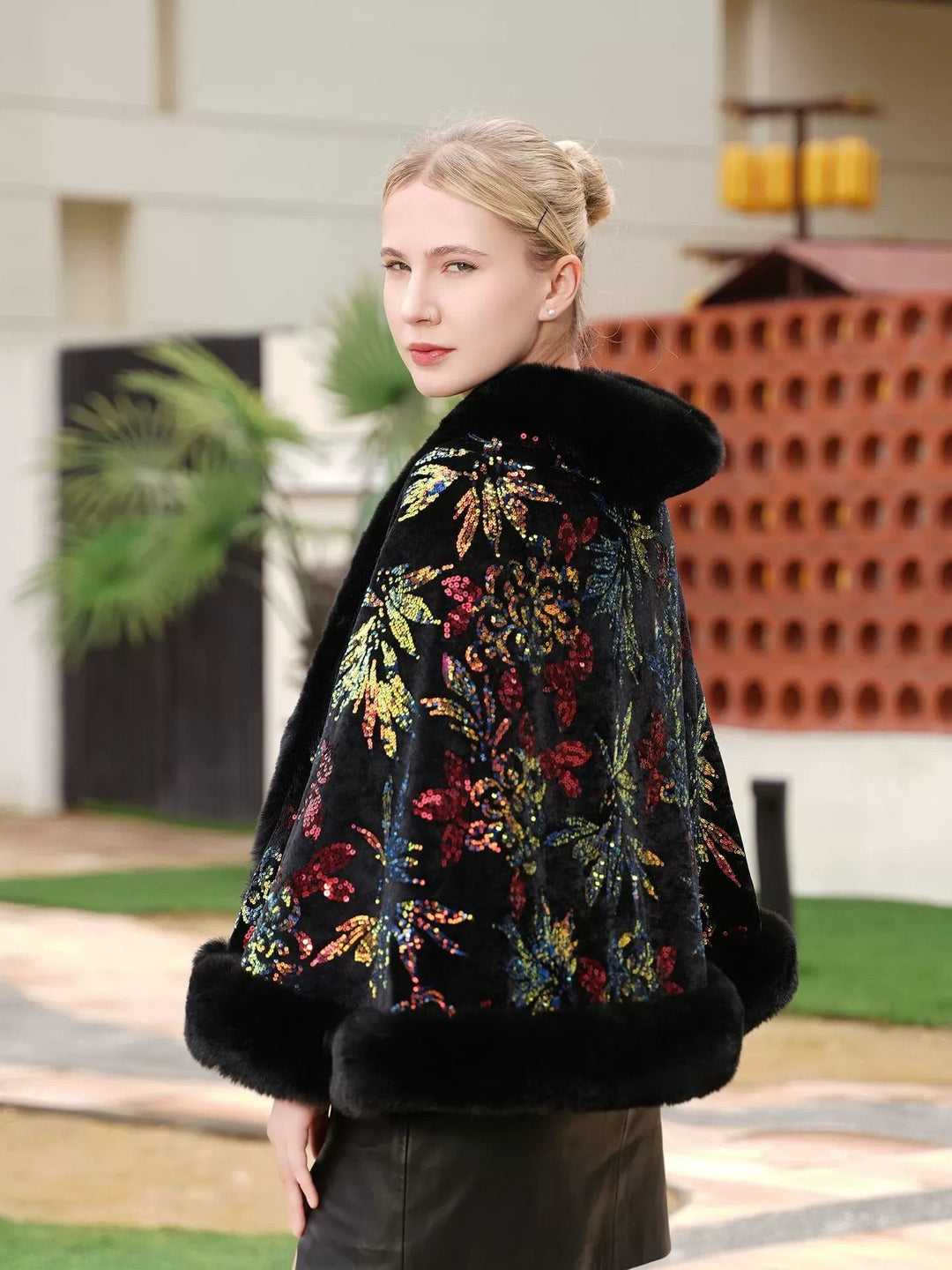 Women’s Elegant Black Sequin Knit Cape Shawl/Wrap