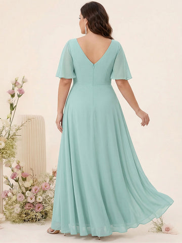 A-Line/Princess V-Neck Half Sleeves Chiffon Plus Size Bridesmaid Dresses with Pockets